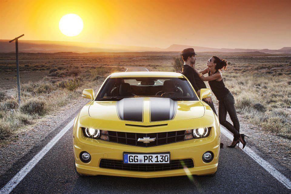 Camaro & date on desert