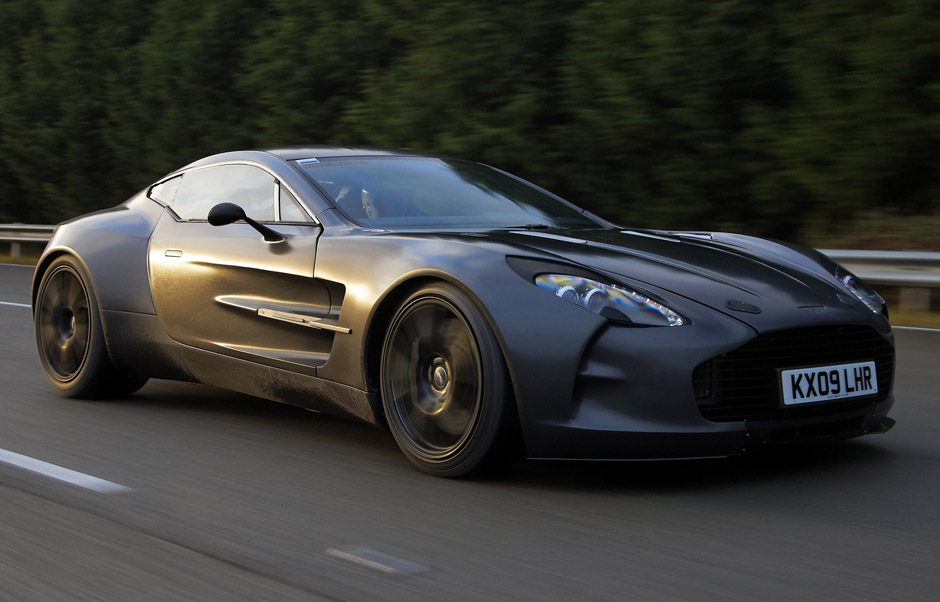 aston martin one 77